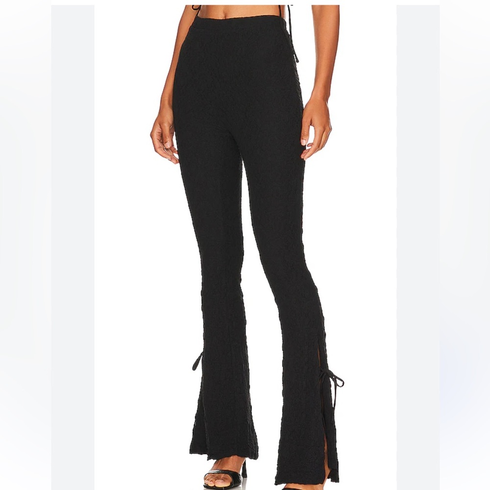Tularosa Mackie Pant in Black